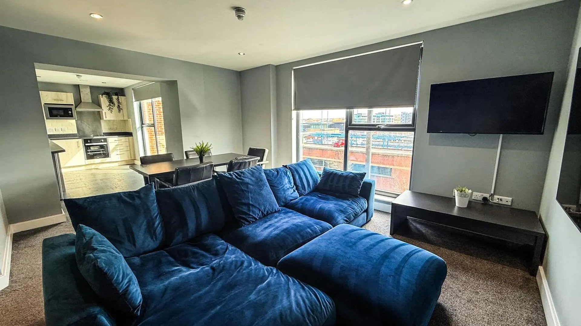 Modern Central Apartment With Views Of The Quayside Sleep 8 Free Parking 뉴캐슬어폰타인 0*,  영국