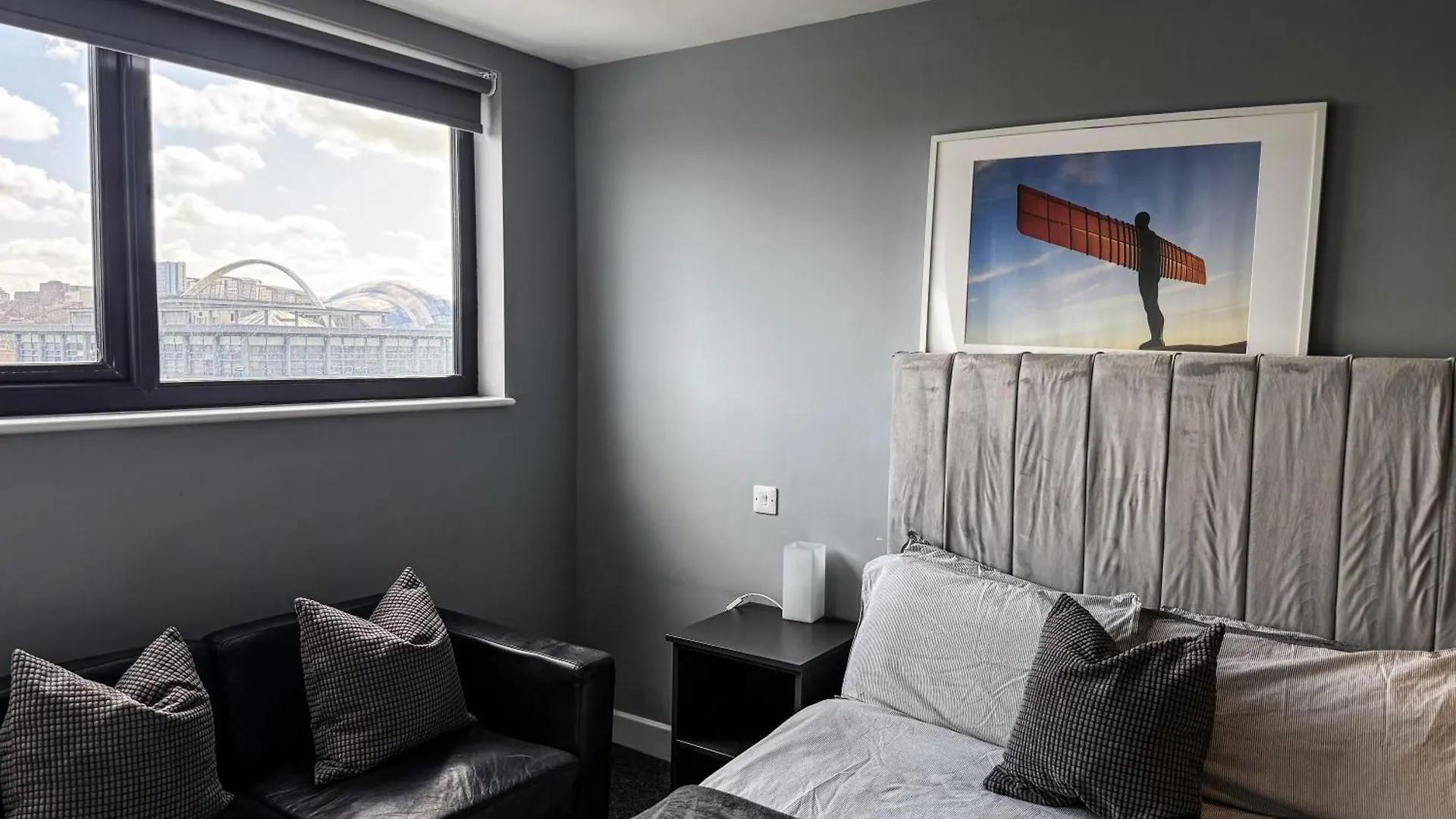 Modern Central Apartment With Views Of The Quayside Sleep 8 Free Parking 뉴캐슬어폰타인 영국