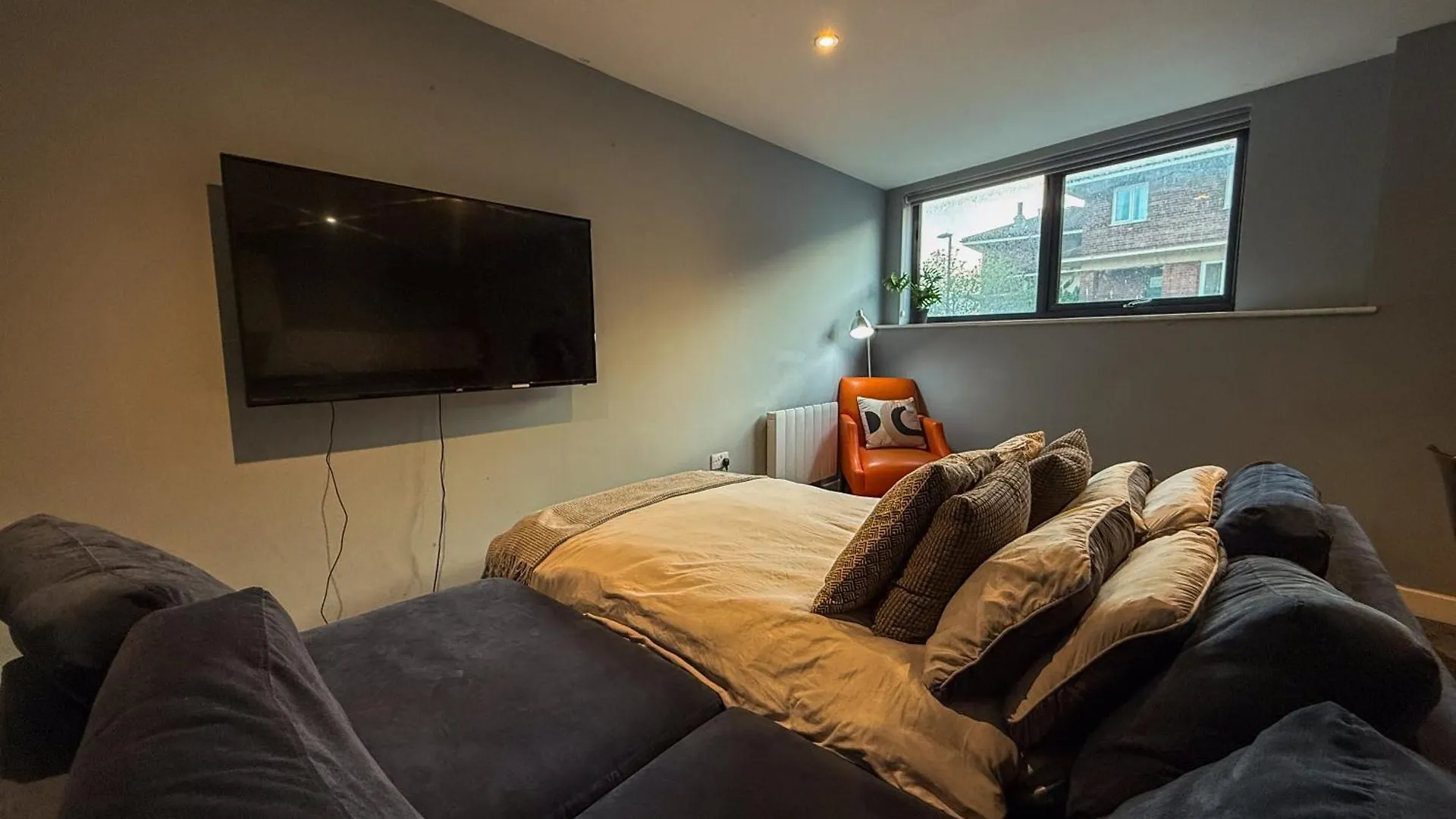 Modern Central Apartment With Views Of The Quayside Sleep 8 Free Parking 뉴캐슬어폰타인 영국